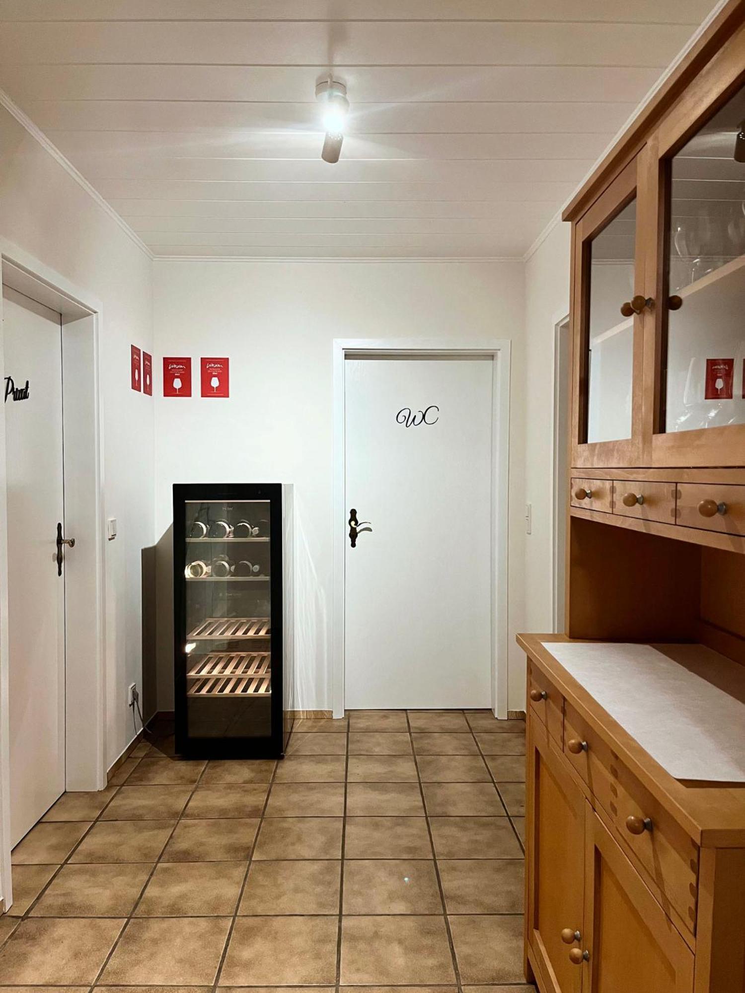 Pension 1595 Im Weingut Botzet Maring-Noviand Exterior photo